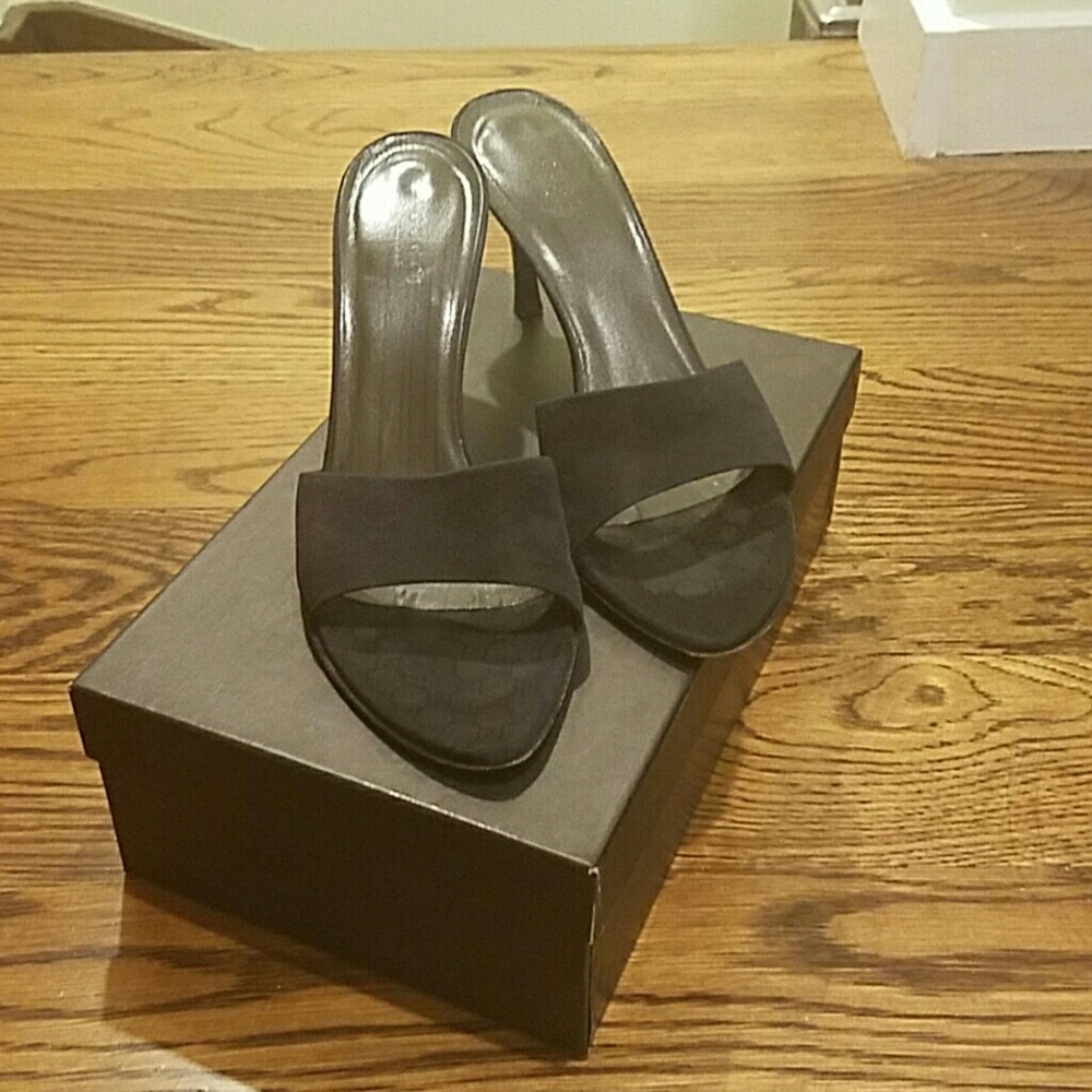 Gucci sandals